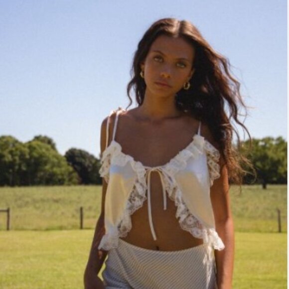 VRG GRL Celestial Dream Lace Cami - Picture 1 of 3